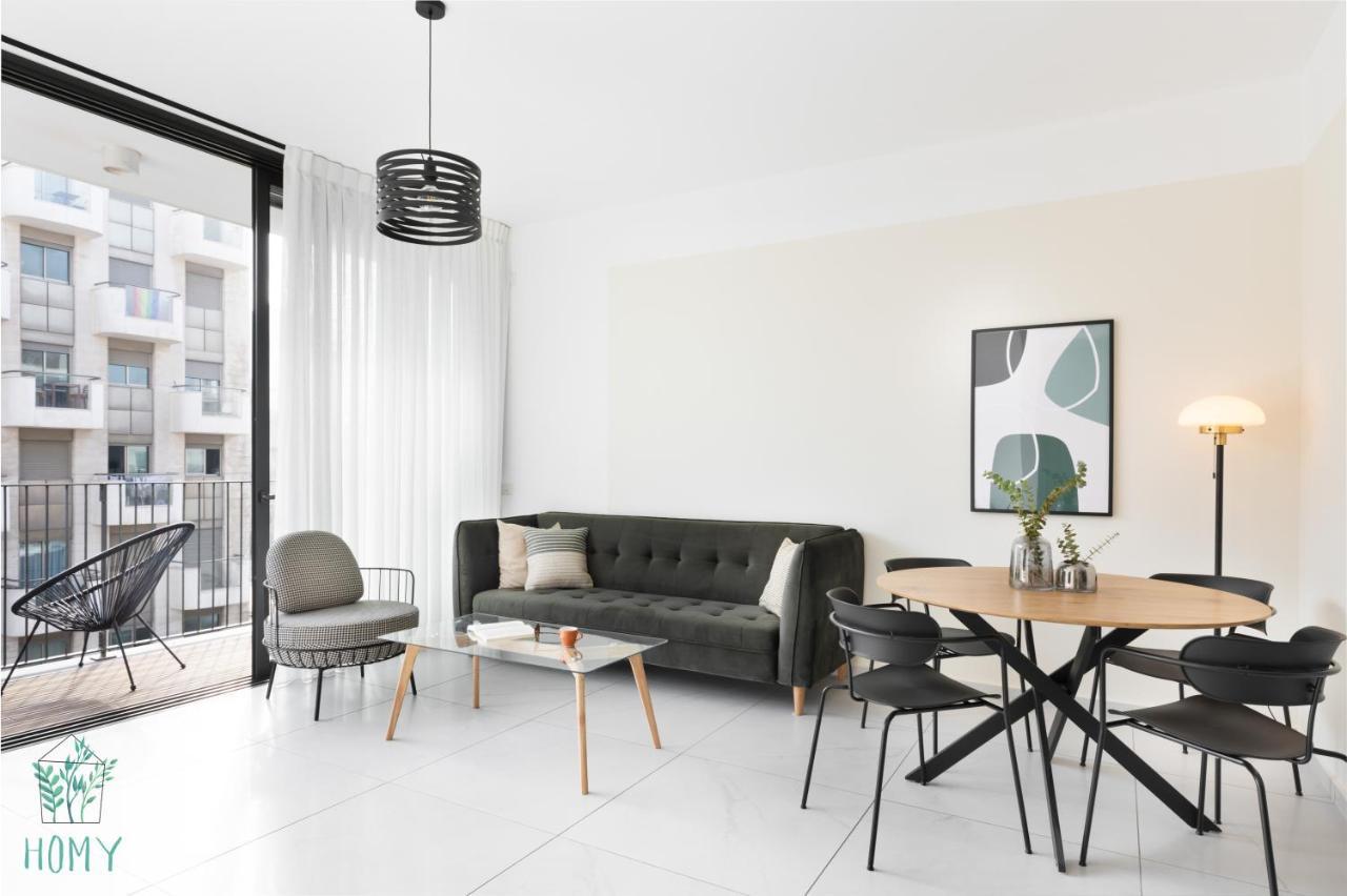 Mate Allenby - By Homy Apartment
