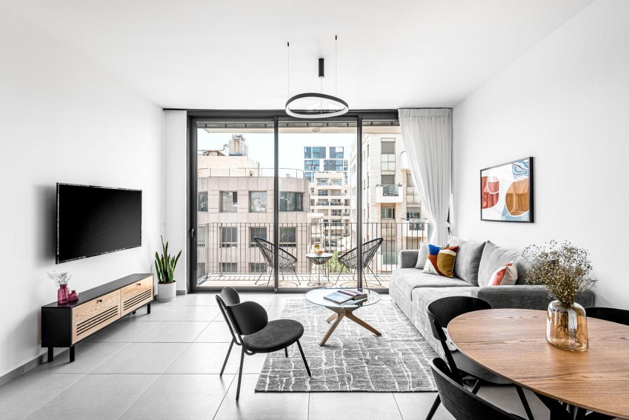 Mate Allenby - By Homy Apartment